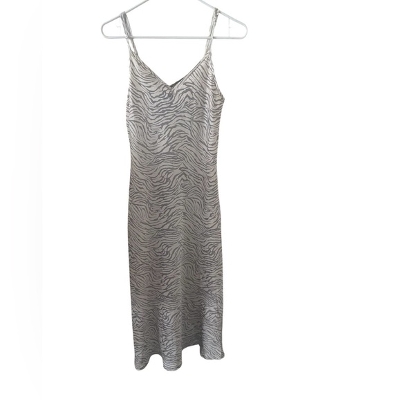NWT dress forum-small - Picture 1 of 6